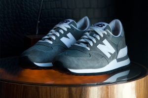new-balance-30th-anniversary-re-issue-made-in-the-usa-990-0
